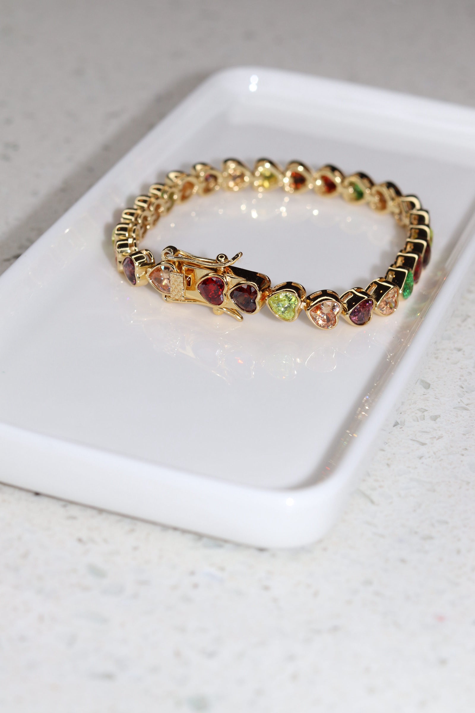 Pulsera de corazones elegantes