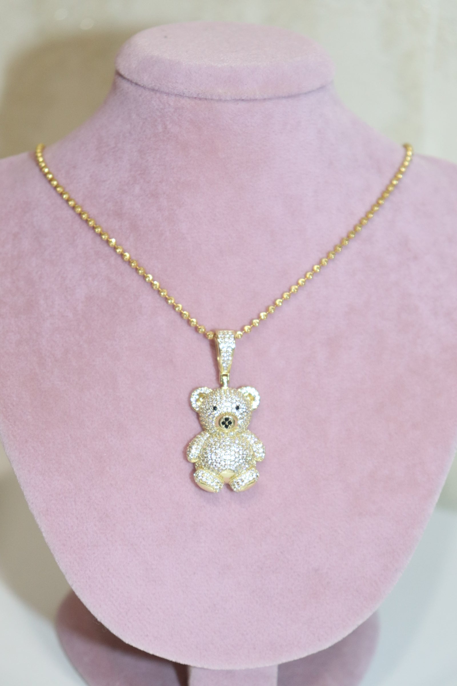 Oso elegante