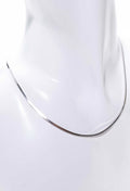Collar delicado de plata