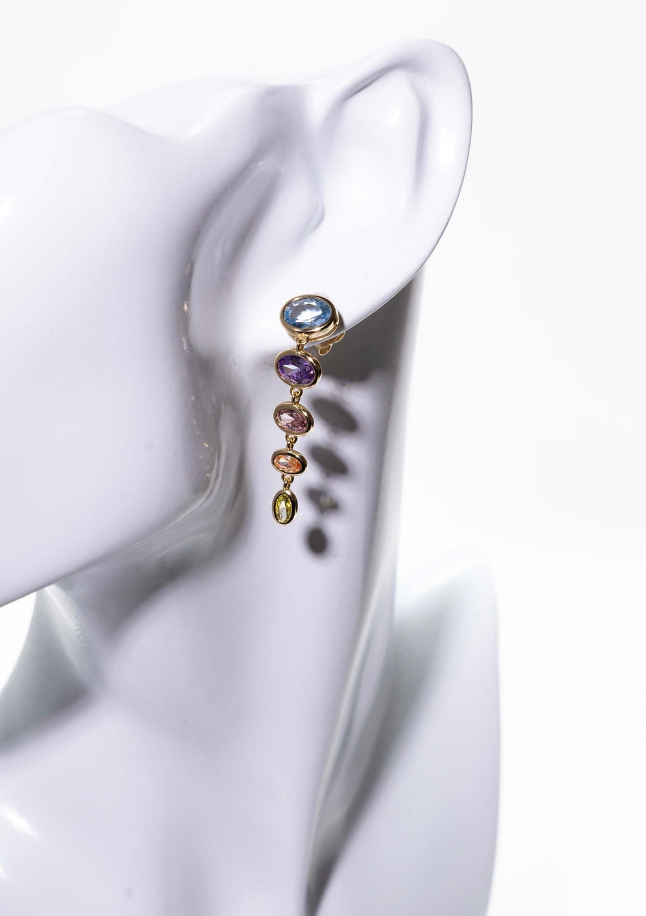 Multicolor elegant earring