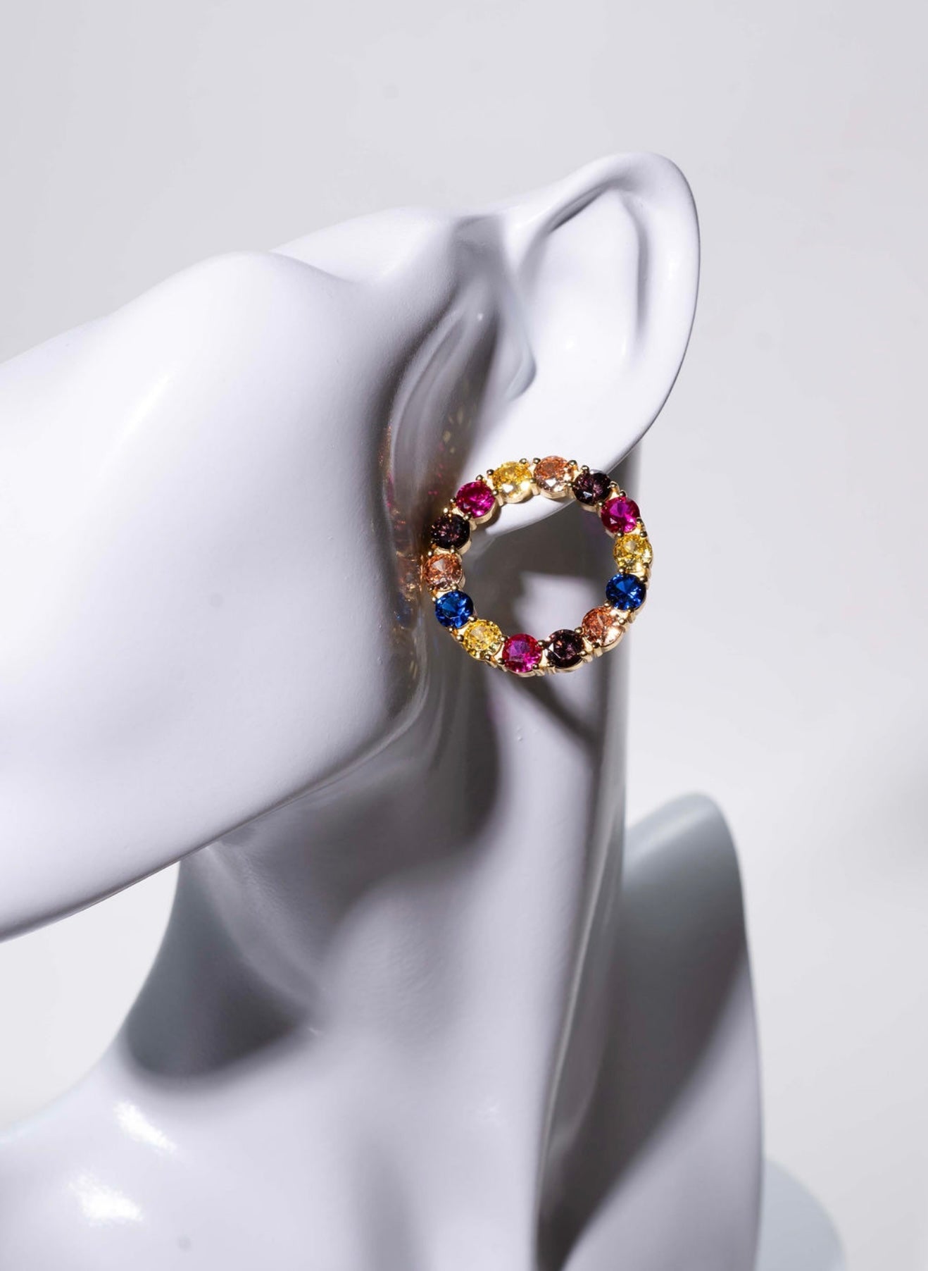 Earring exclusive