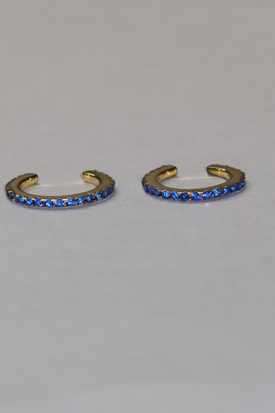 Ear cuff azules