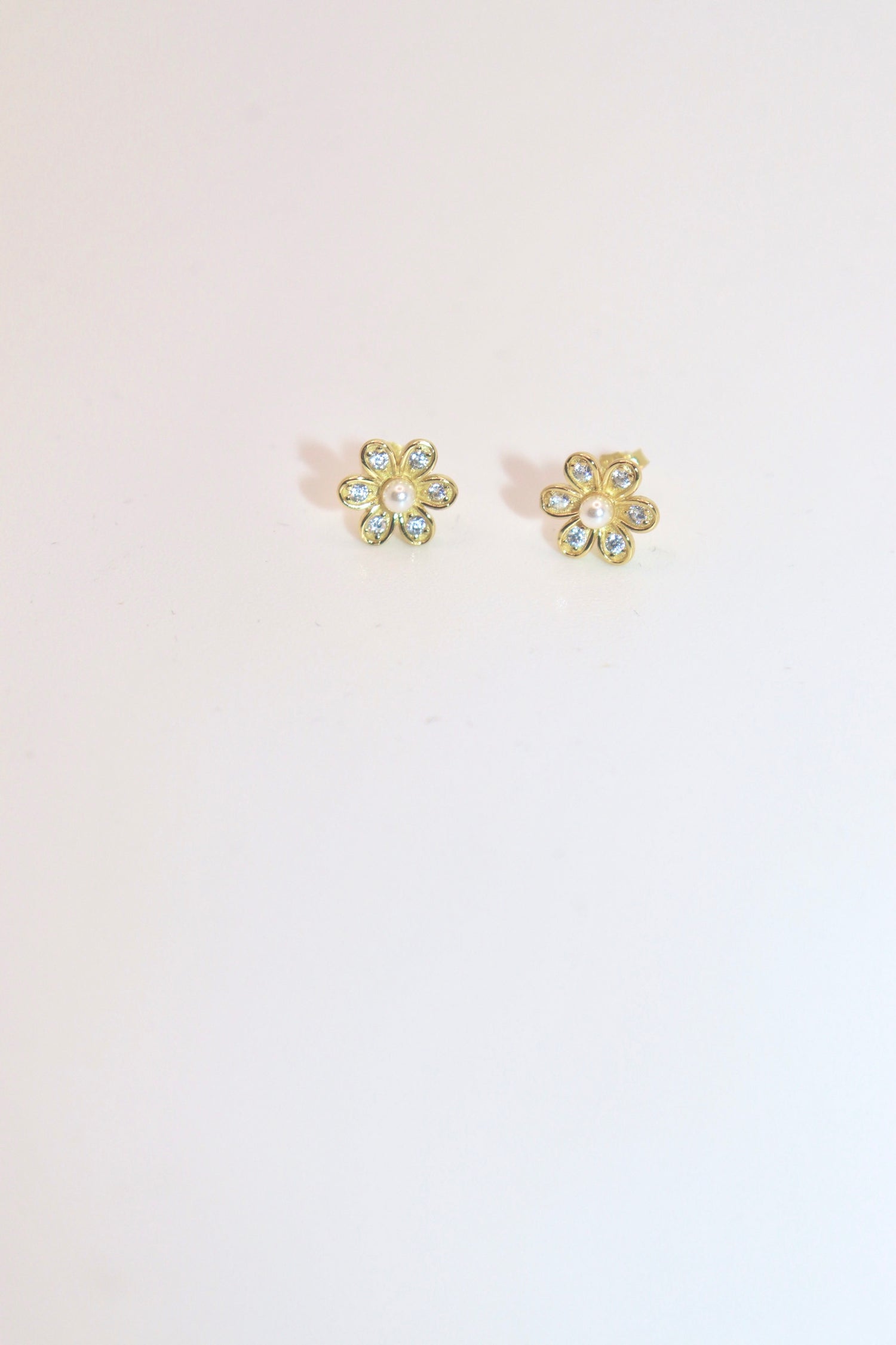 Arete perla elegante