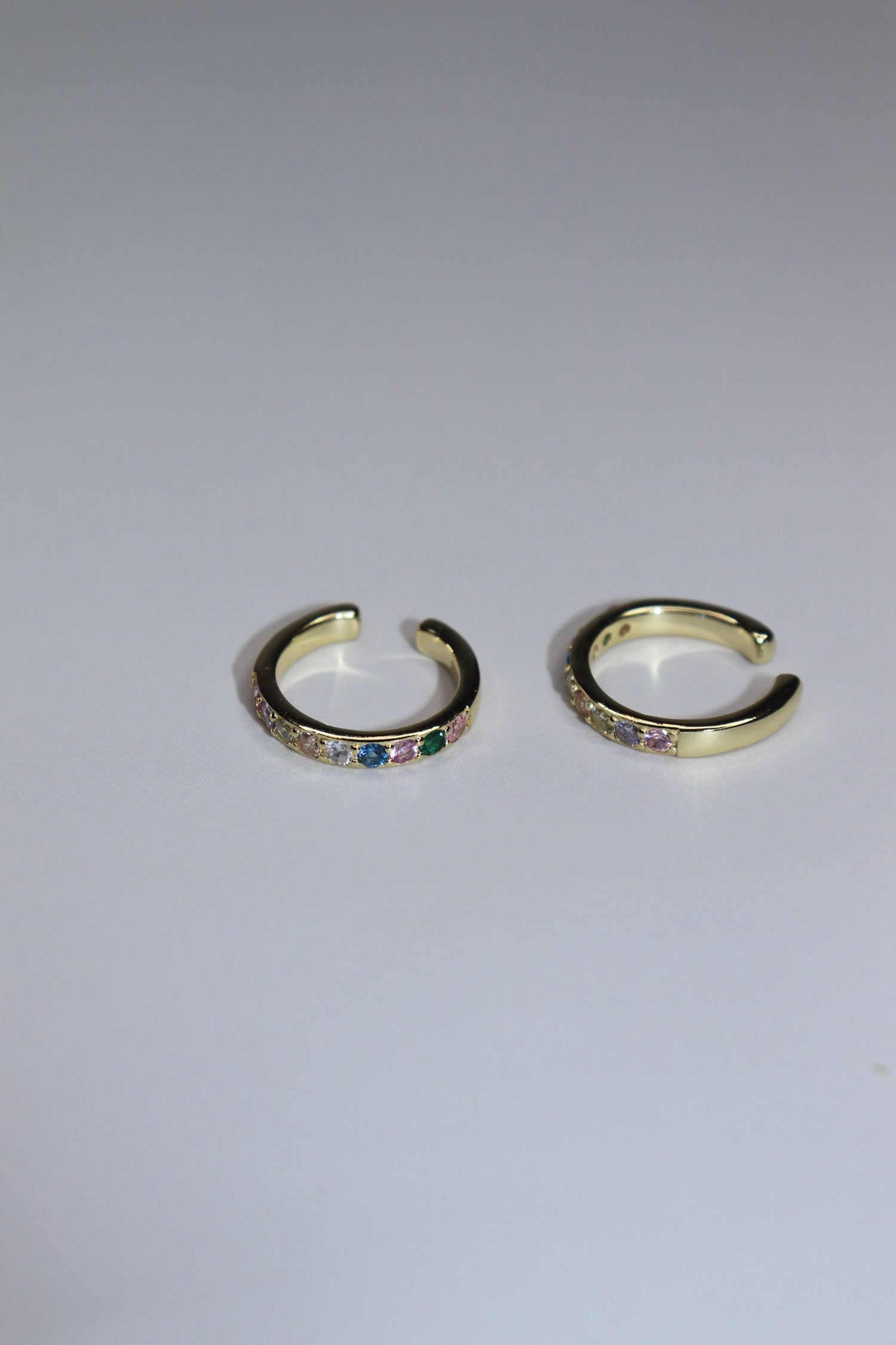 Ear cuff fino dorado