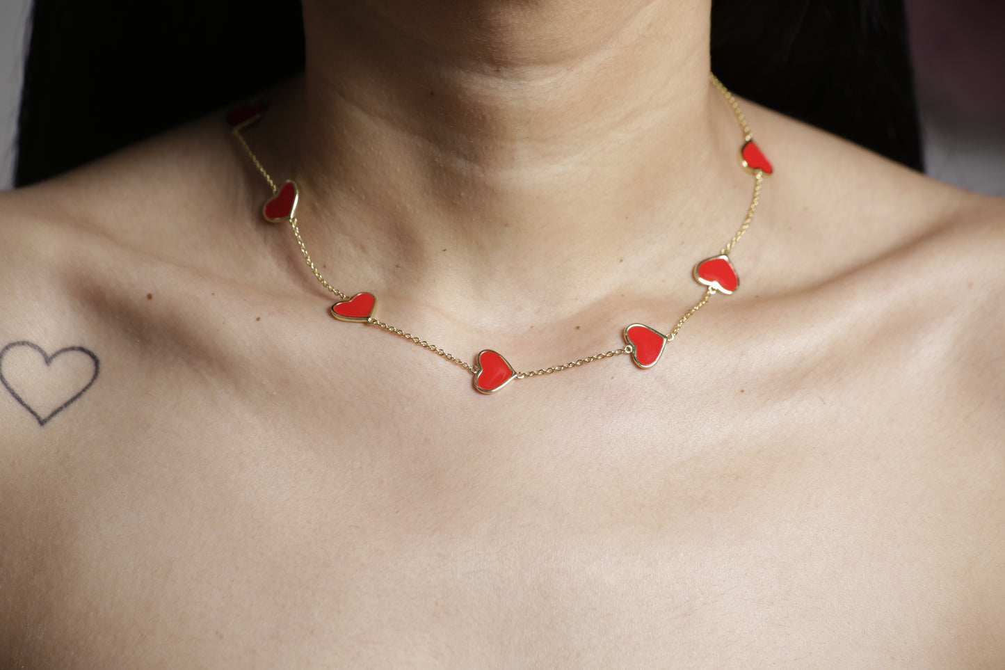 Heart red choker