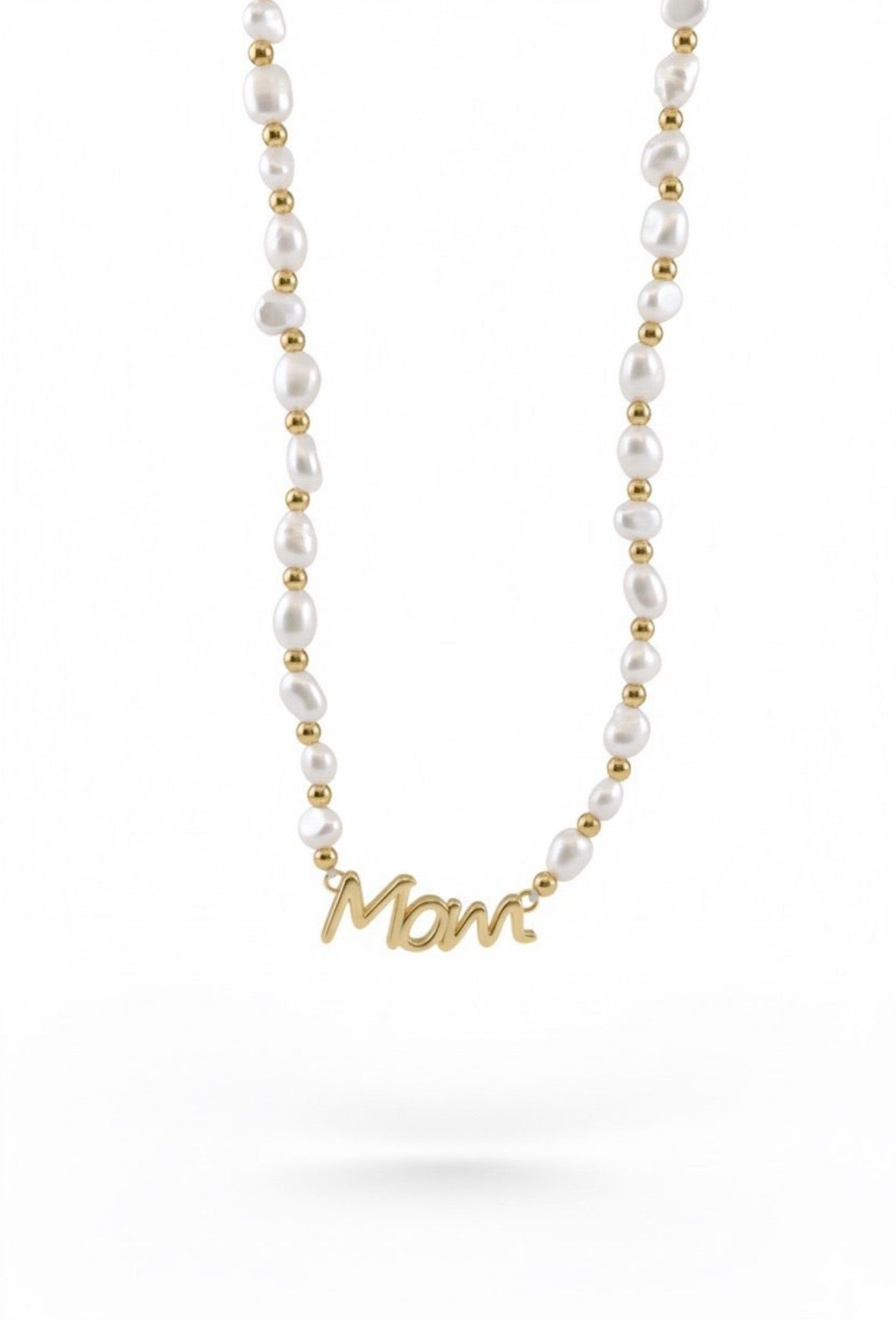 Elegant mom necklace