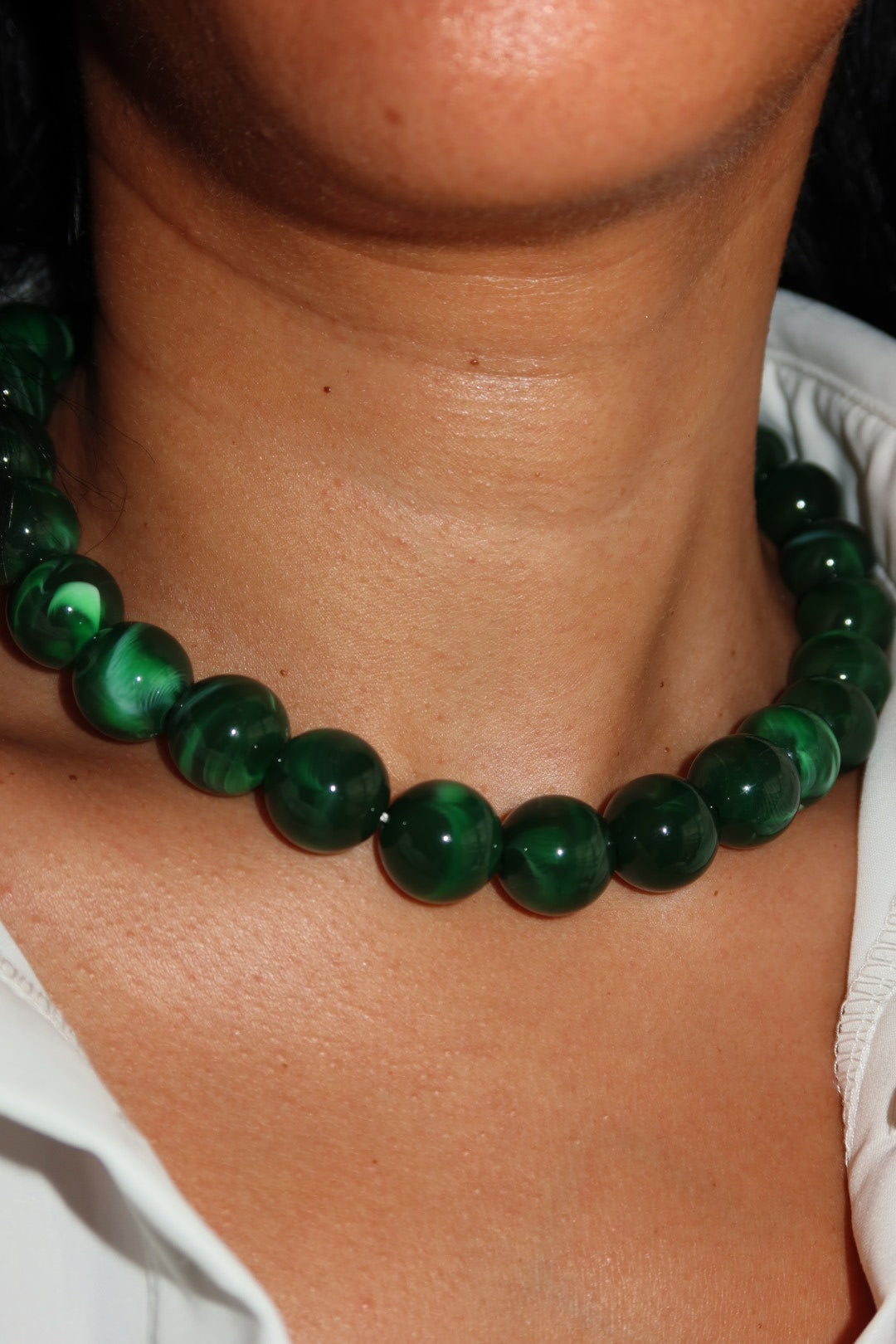 Verde intenso collar