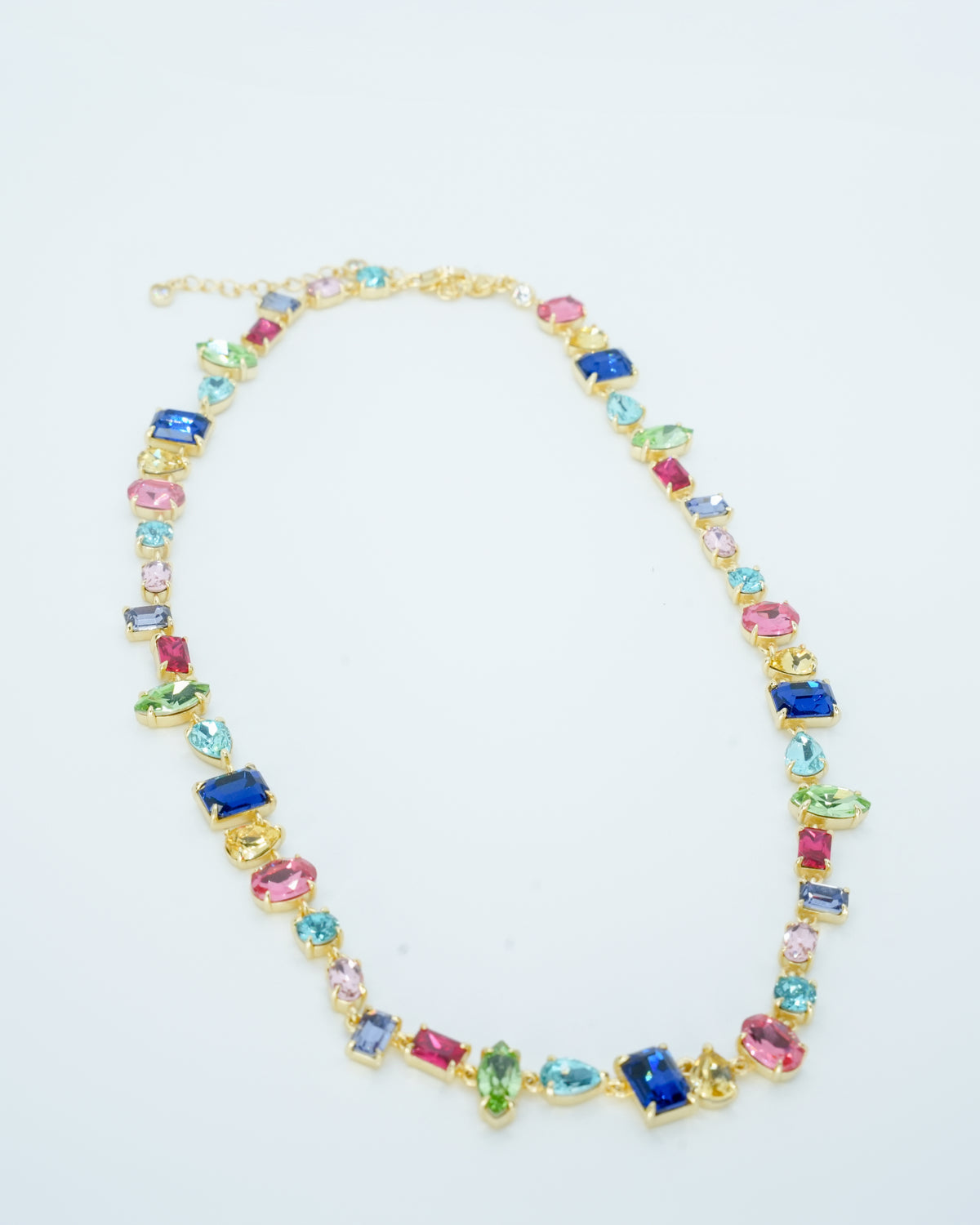 Gargantilla elegante Maoly variedades