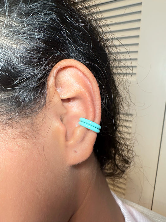 Ear cuff azul claro