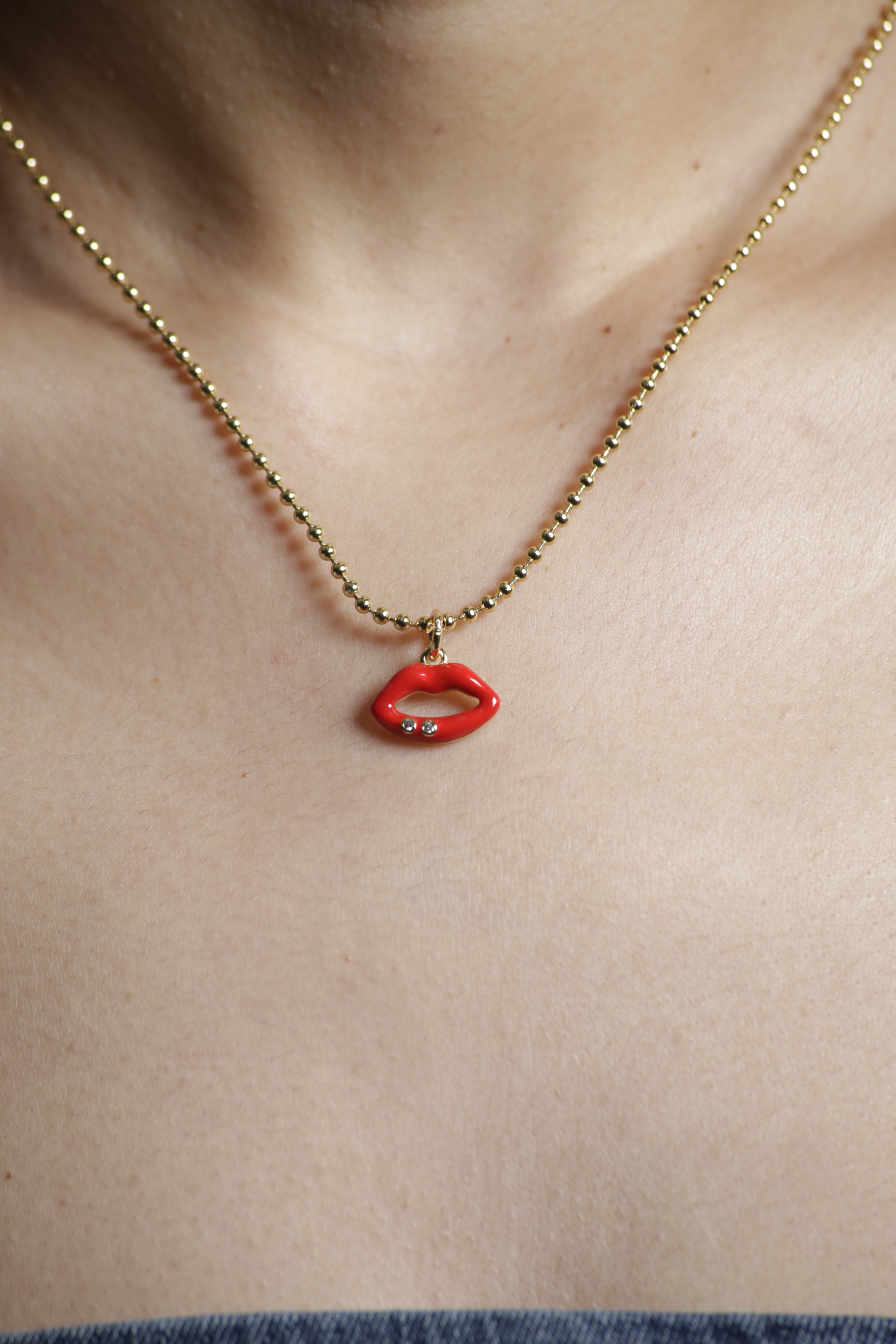 Kiss elegant necklace