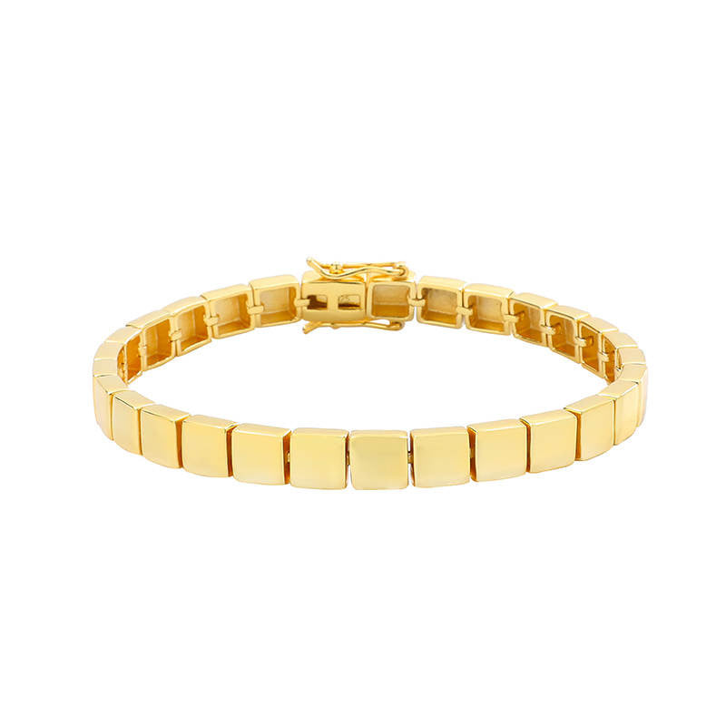 Gold bracelet elegant