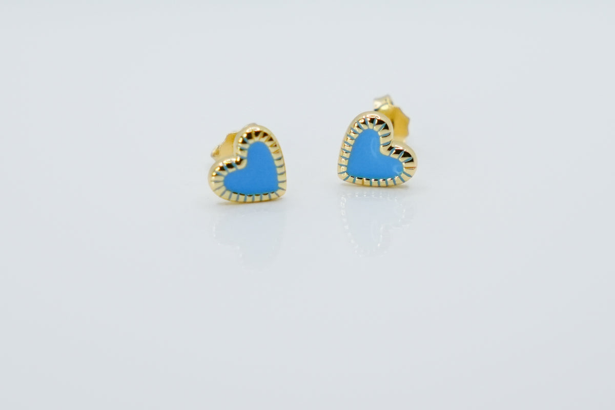 Elegant small blue earring