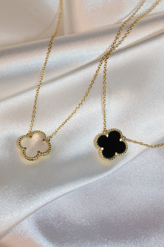 Flower modern necklace